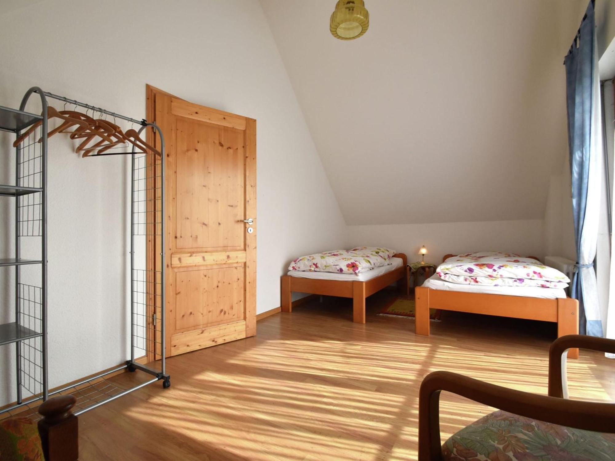 Countryside Apartment With Garden ชาลล์ชตัดท์ ภายนอก รูปภาพ